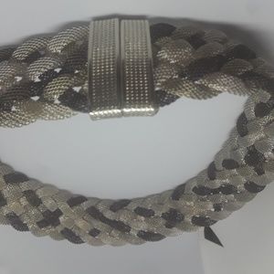 Metal weave statement necklace
